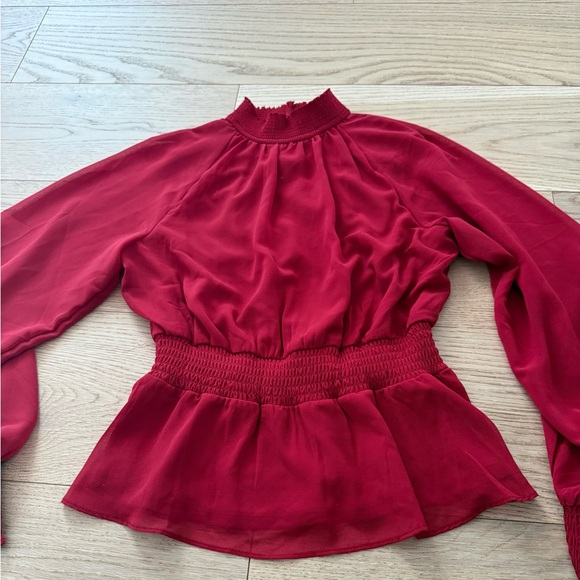 1State Red Women's Top - Picture 4 of 5